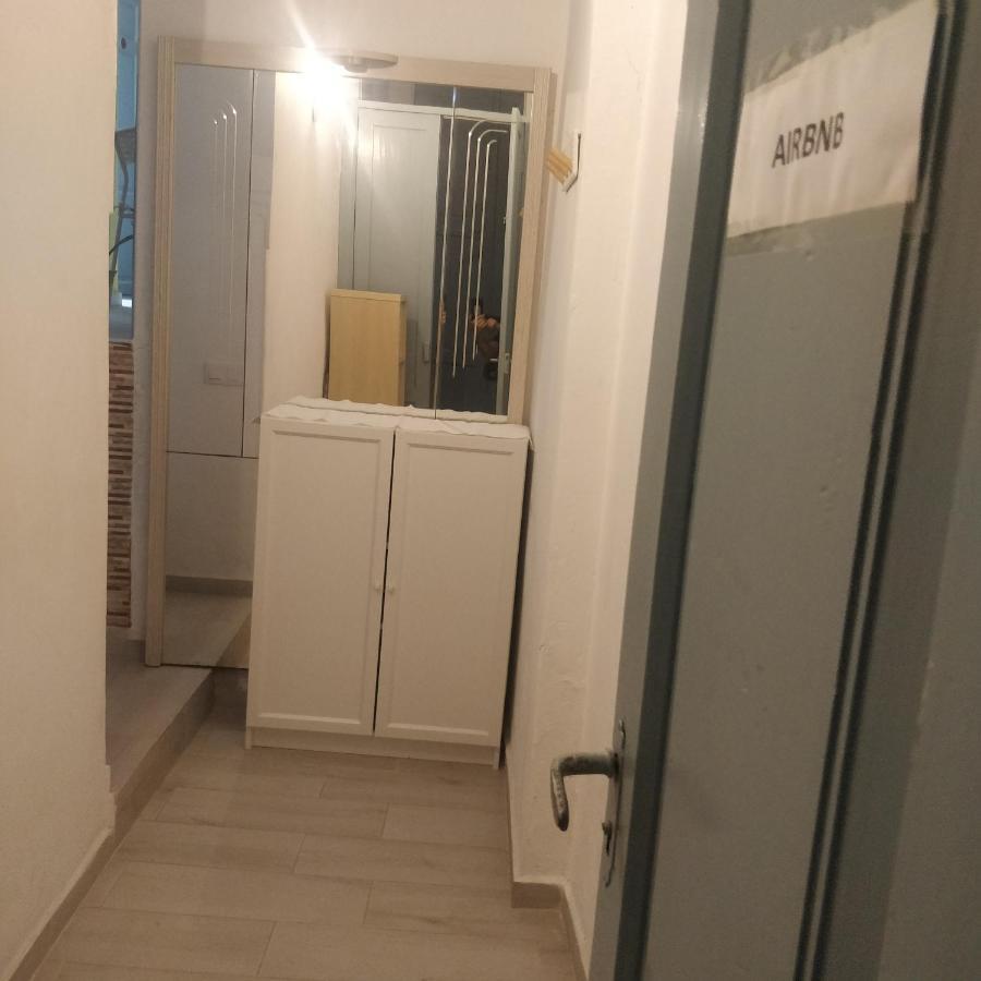 One Bedroom Apartment In 塔扎克蒂 外观 照片